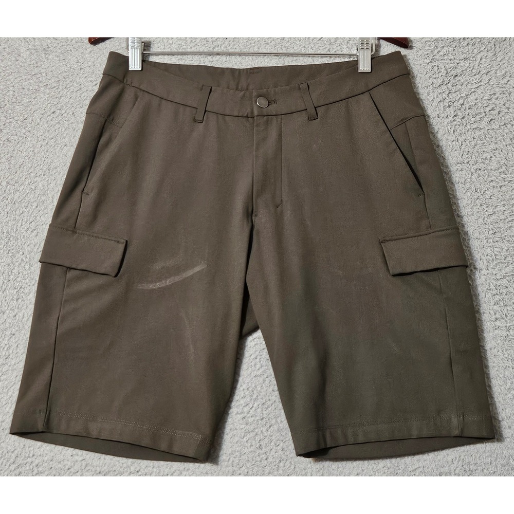Lululemon Commission Warpstreme Cargo Olive Green 9" Stretch Shorts Size 32